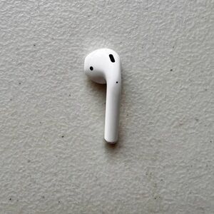 Left Ear Apple AirPods 2nd Generation